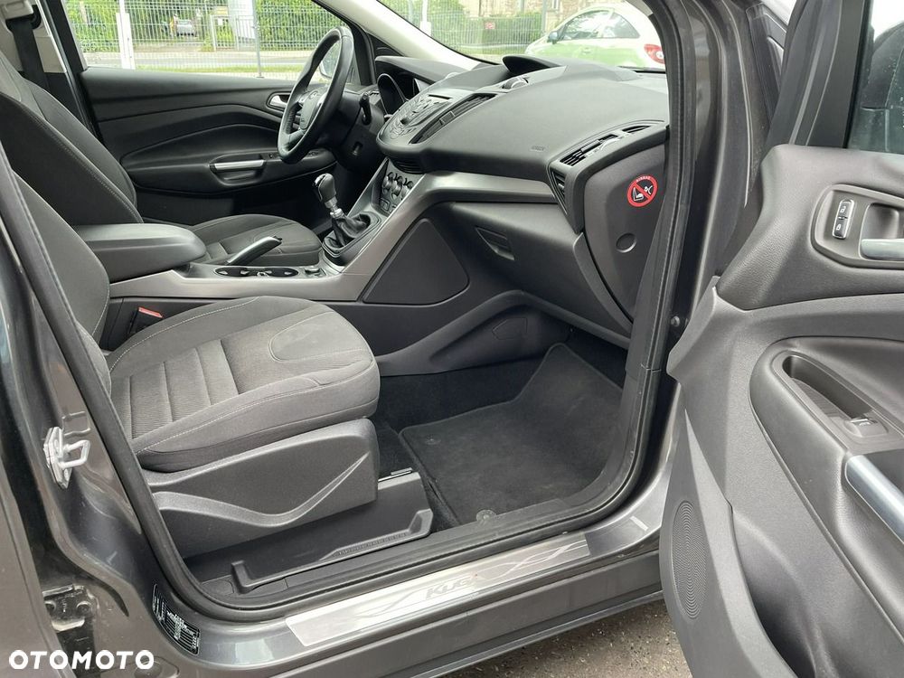 Ford Kuga 1.5 EcoBoost 2x4 ST-Line - 15