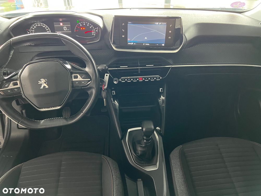 Peugeot 2008 - 23