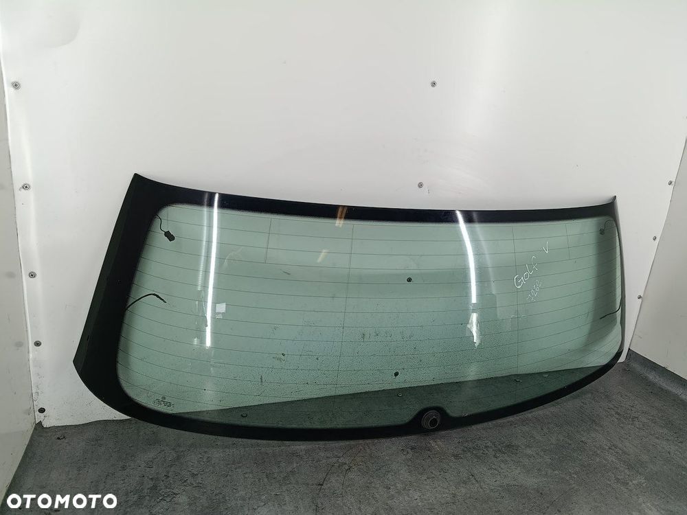 SZYBA KLAPY BAGAZNIKA VW GOLF V HATCHBACK - 2