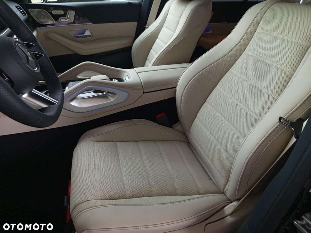 Mercedes-Benz GLS - 10