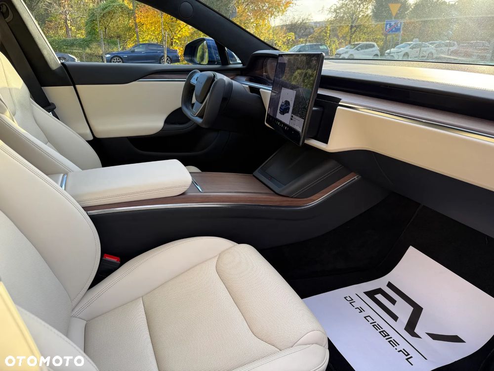 Tesla Model S Long Range AWD - 33