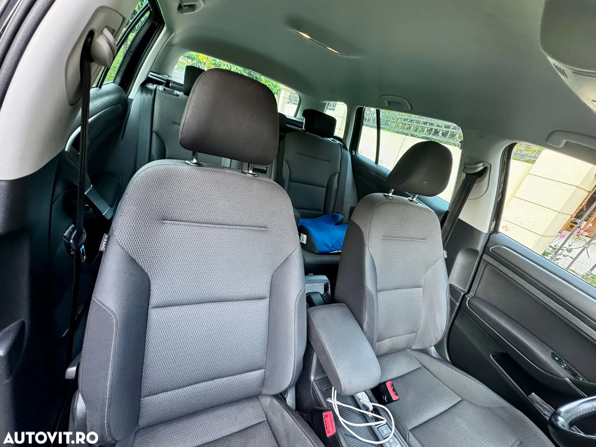 Volkswagen Golf 2.0 TDI Comfortline - 34