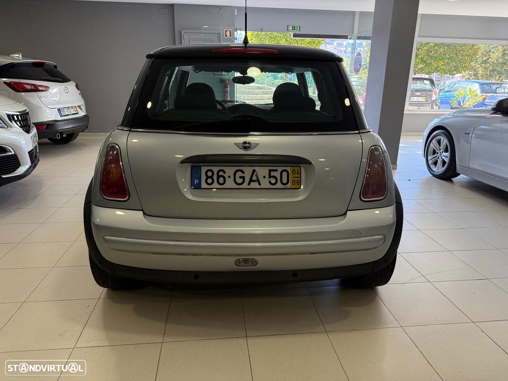 MINI 3 Portas One 1.4 D - 14