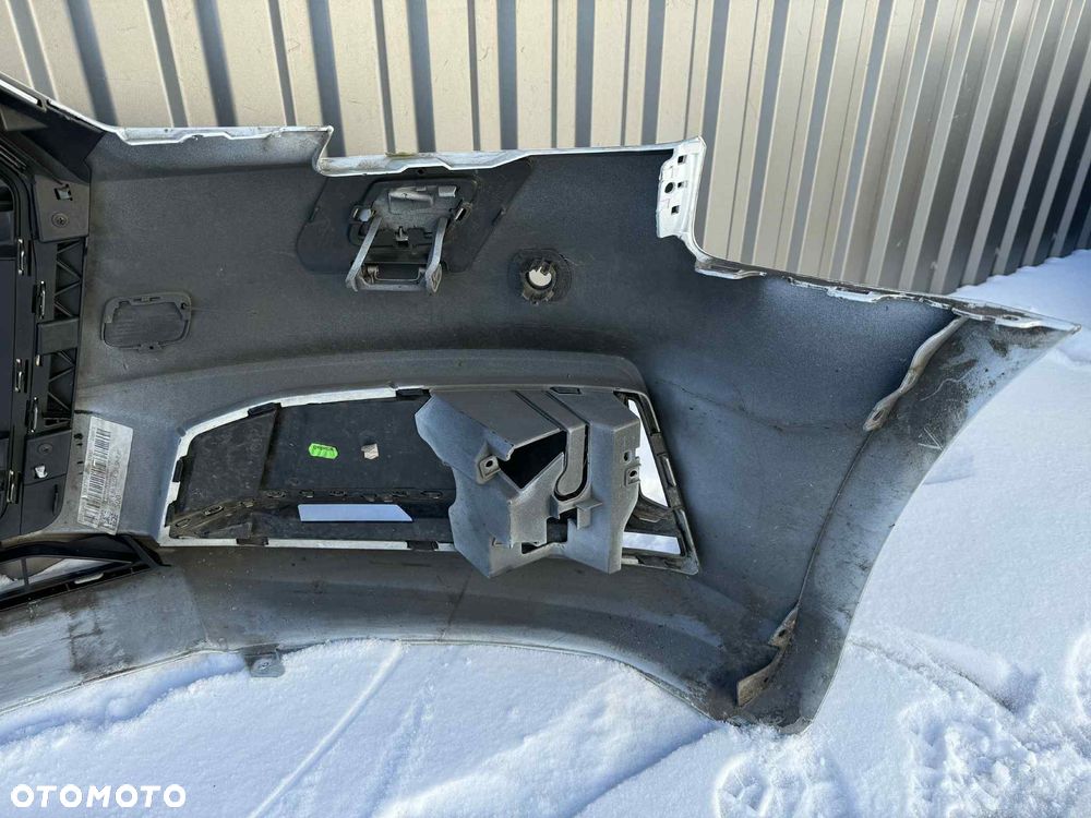 Audi A4 B9 S Line Zderzak Przód Przedni Sprysk. PDC 15-19 Kolor: LS9R - 7