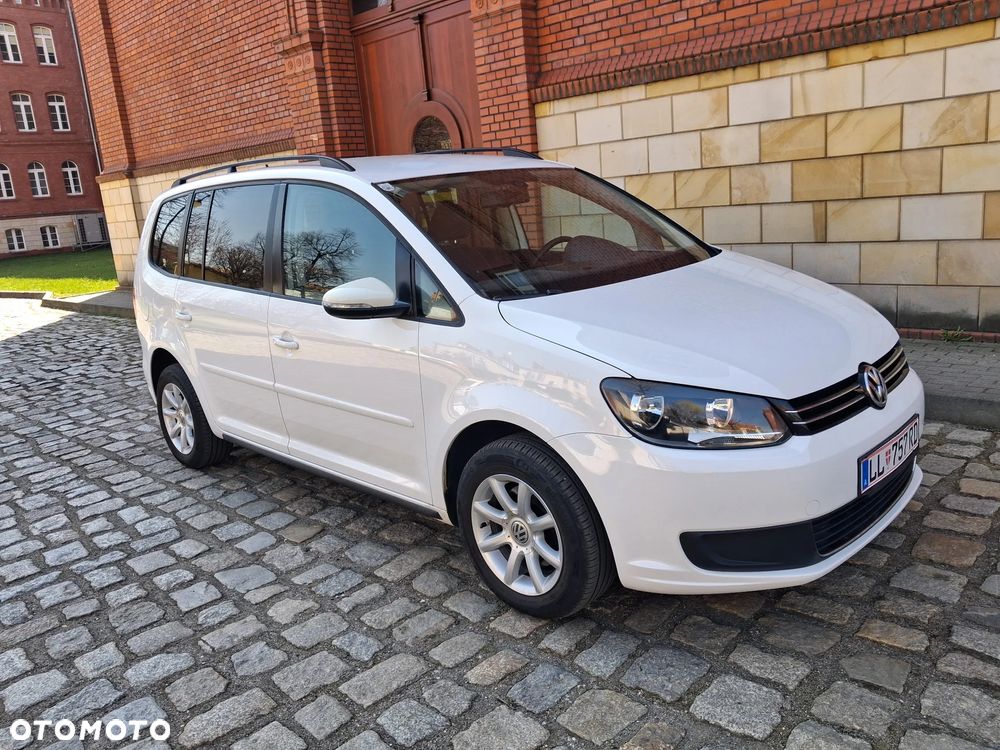 Volkswagen Touran - 4