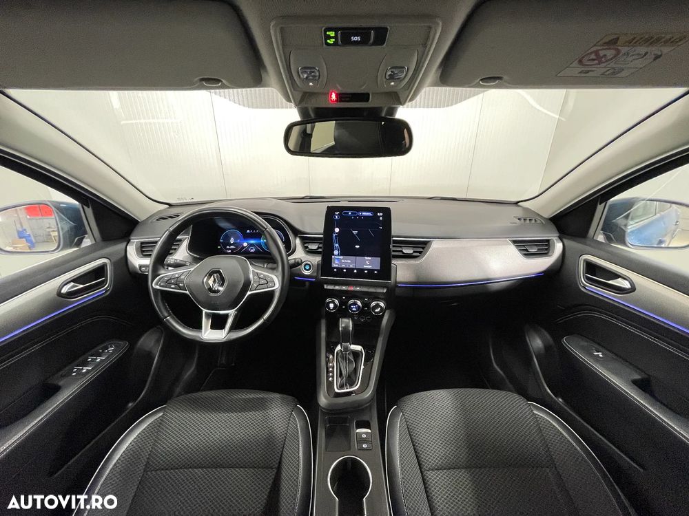 Renault Arkana E-TECH 145 Evolution - 8