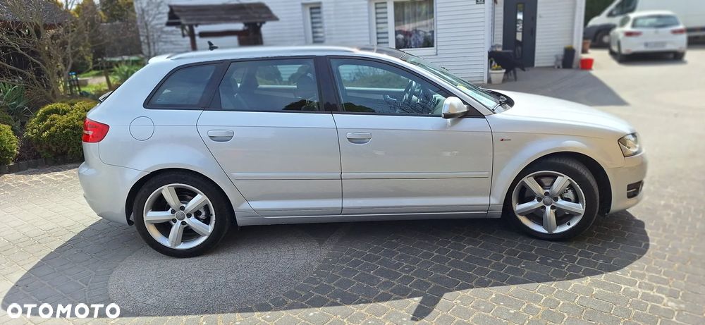 Audi A3 Sportback - 8