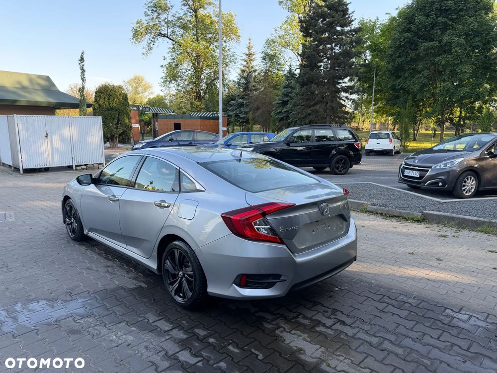 Honda Civic 1.5 T Elegance CVT - 8