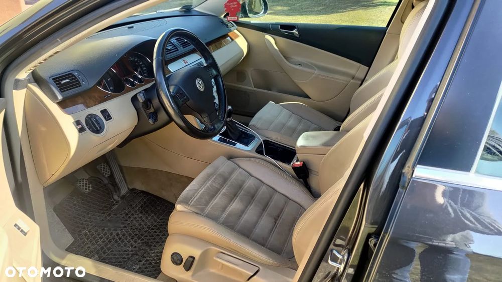 Volkswagen Passat 2.0 TDI DPF Highline - 5