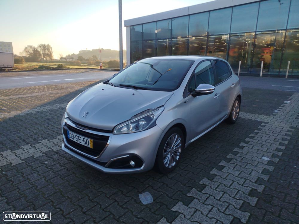 Peugeot 208 1.2 PureTech Style - 2