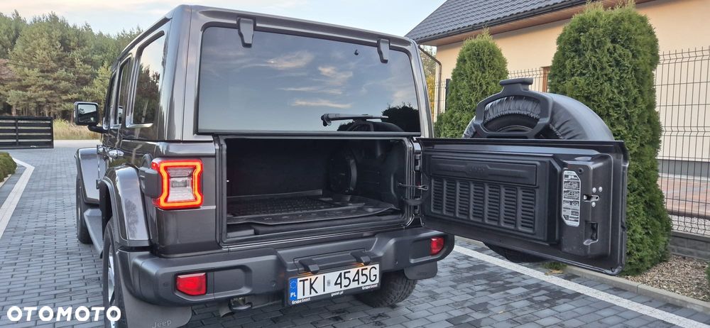 Jeep Wrangler Unlimited 2.2 CRD Sahara - 20