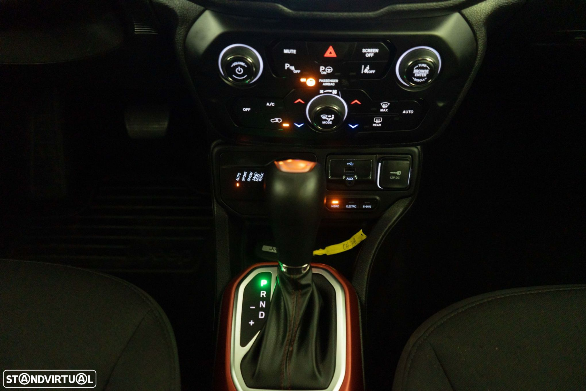 Jeep Renegade 1.3 TG 4Xe Trailhawk - 27
