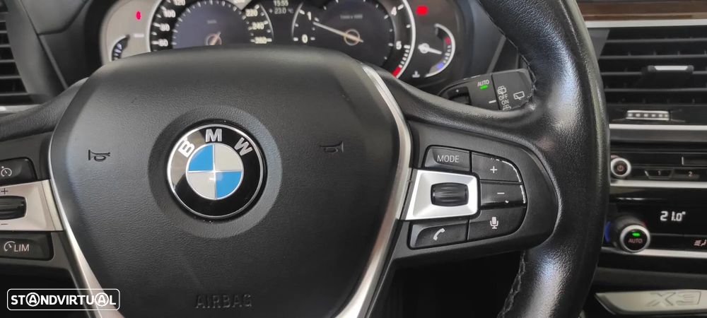 BMW X3 20 d xDrive Line Luxury - 34