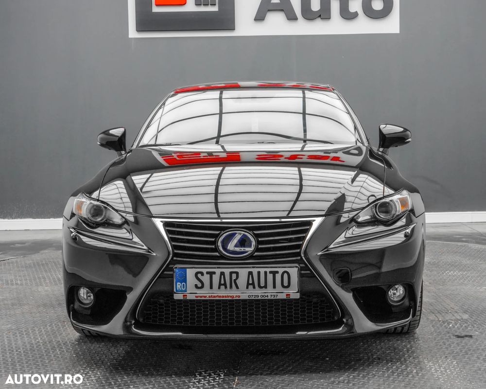 Lexus Seria IS 300h Aut. Executive - 2