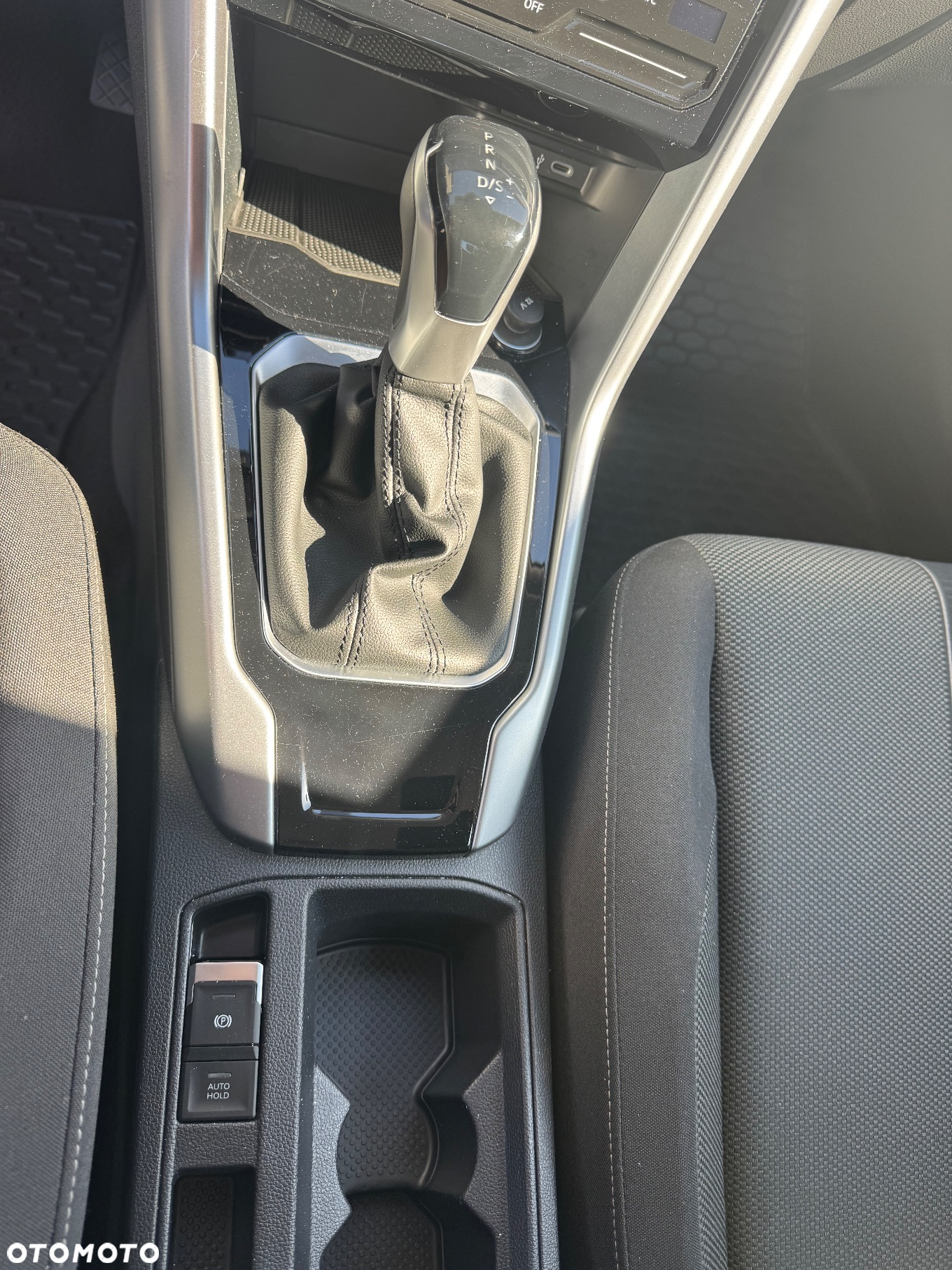 Volkswagen T-Roc 1.5 TSI Life DSG - 17