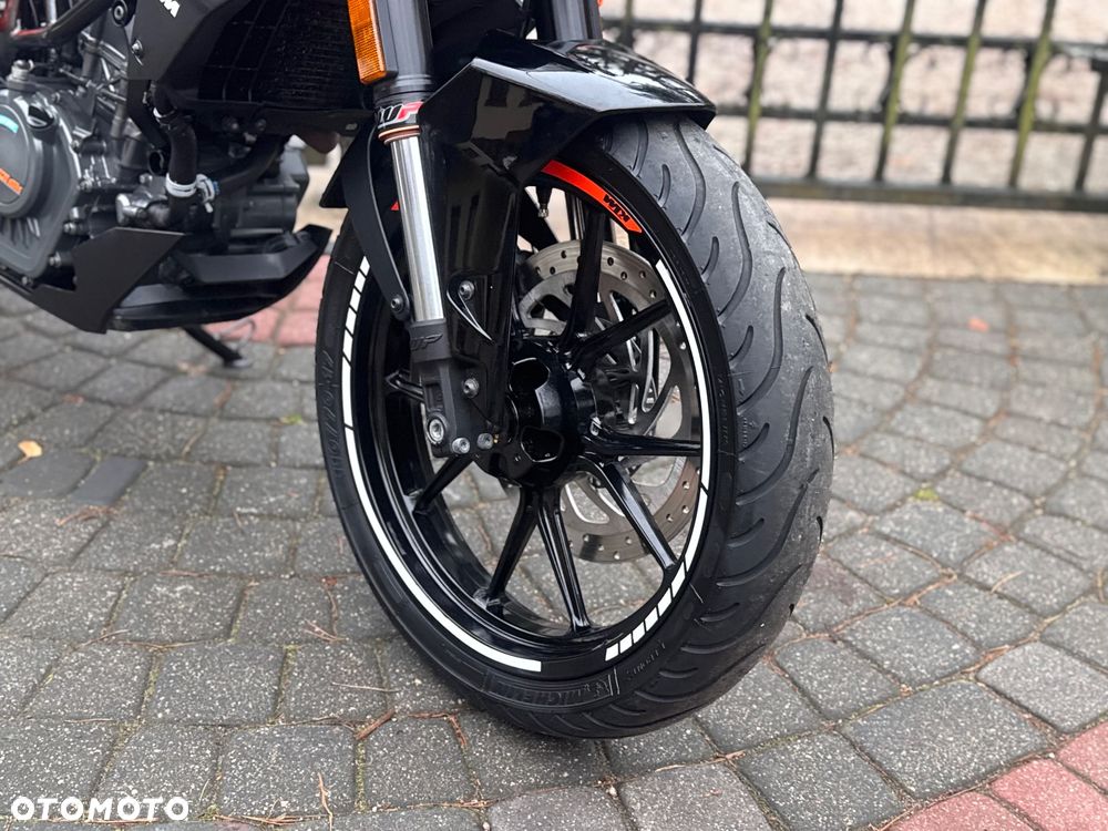 KTM Duke - 22