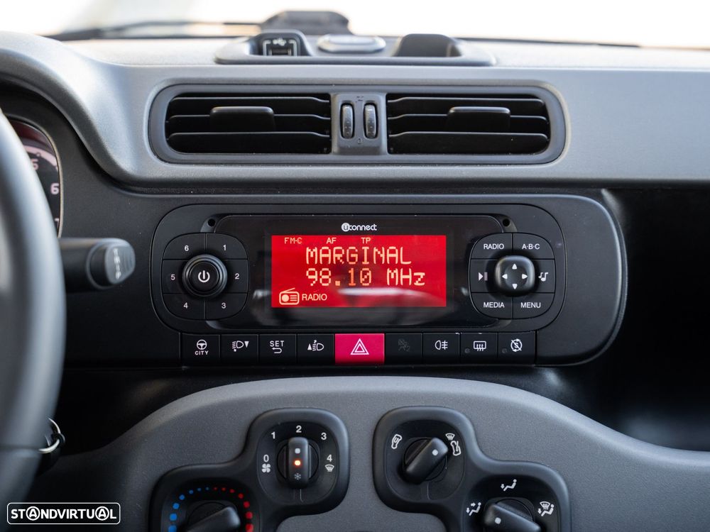 Fiat Panda 1.0 Hybrid City Life - 35