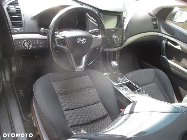 Hyundai i40 i40cw 1.7 CRDi blue Style - 11