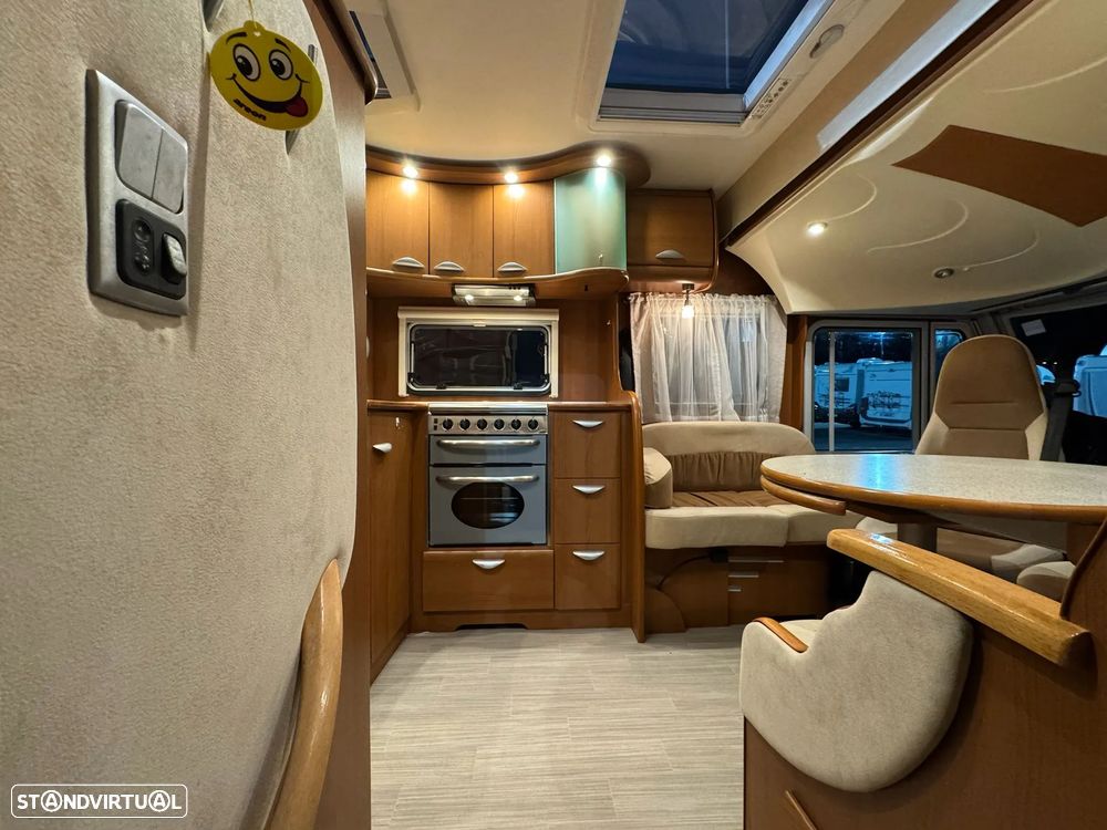 Pilote Explorateur 703FP CAIXA AUTOMÁTICA CAMA BASCULANTE/ CAMA FRANCESA - 46