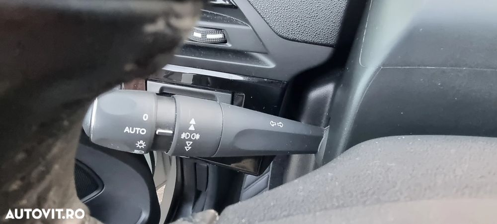 Citroën C4 Space Tourer 1.5 BlueHDi S&S BVM6 Feel - 13