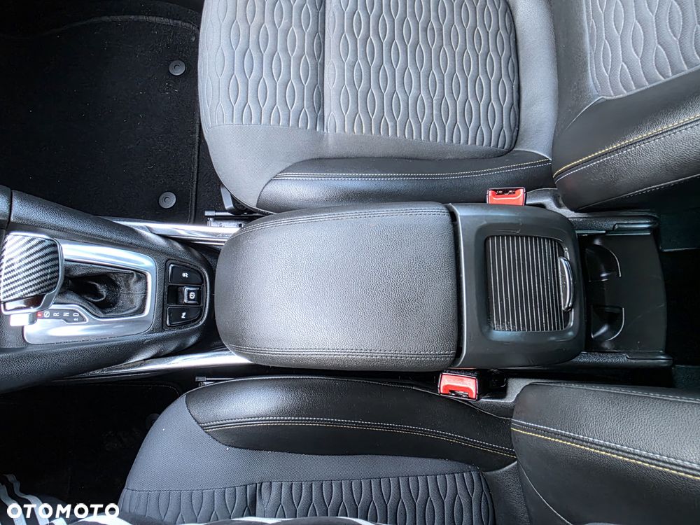 Opel Zafira Tourer 2.0 CDTI Automatik Business Innovation - 33