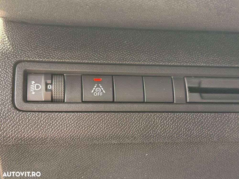 Peugeot 3008 1.5 BlueHDI 130 EAT8 Active Pack - 5