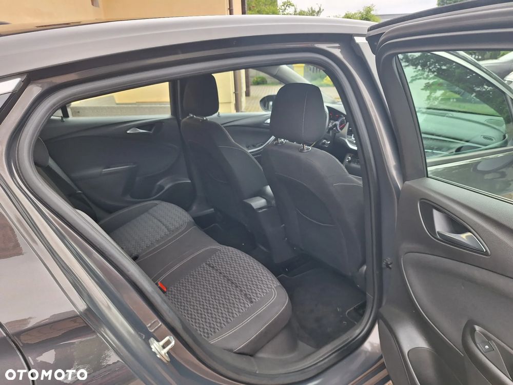 Opel Astra 1.4 Turbo Innovation - 10