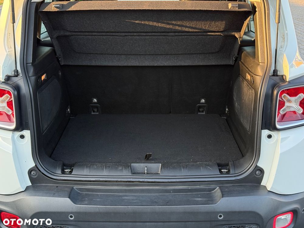 Jeep Renegade 1.4 MultiAir Limited - 27