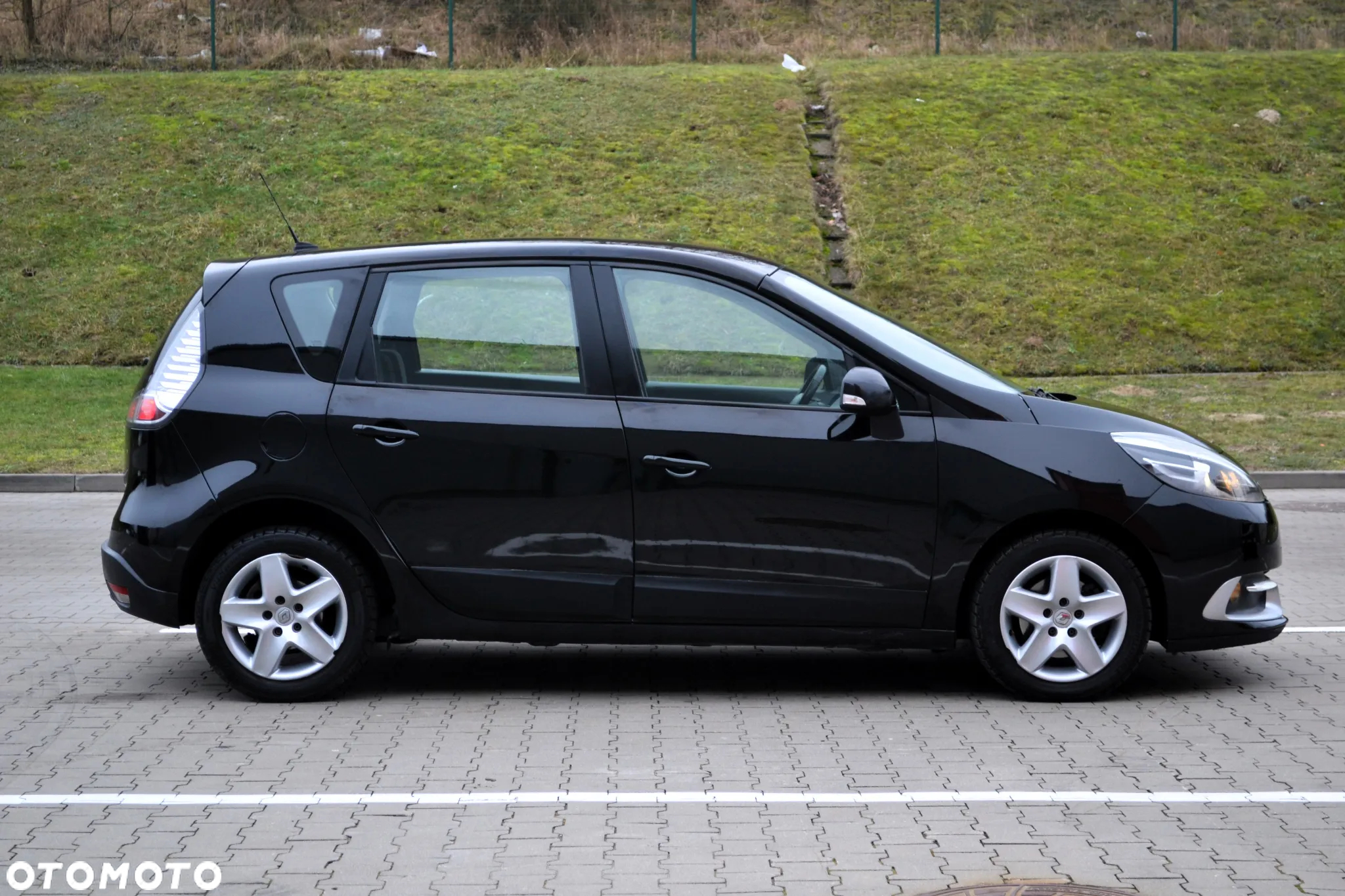 Renault Scenic 1.5 dCi Limited - 28