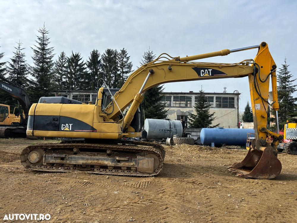 Caterpillar 318C - 5