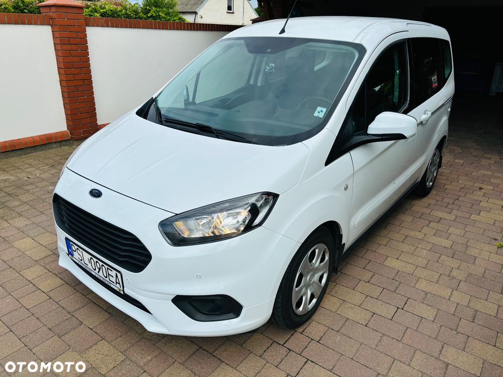 Ford Tourneo Courier - 1