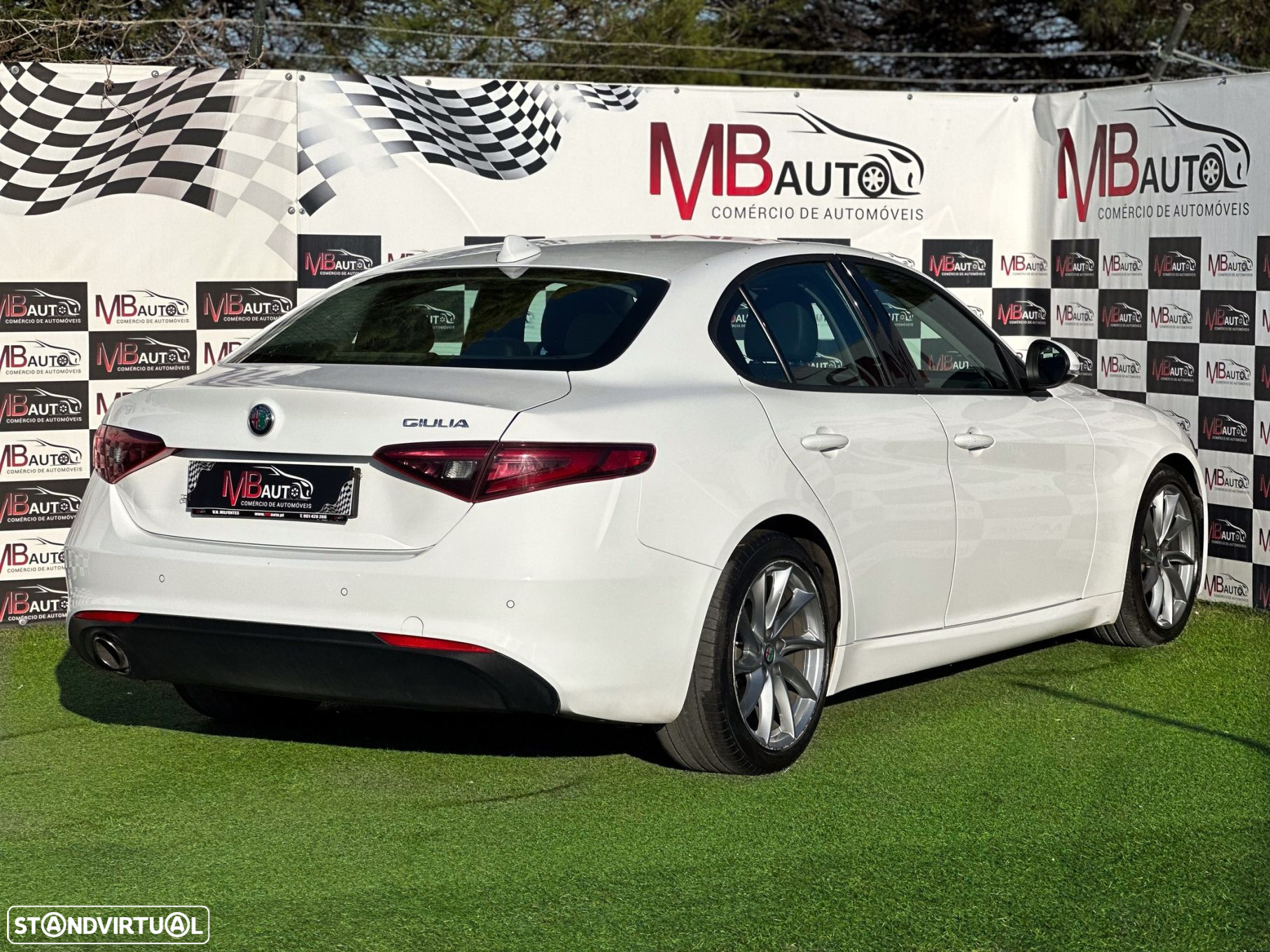 Alfa Romeo Giulia 2.2 D Super AT8 - 10