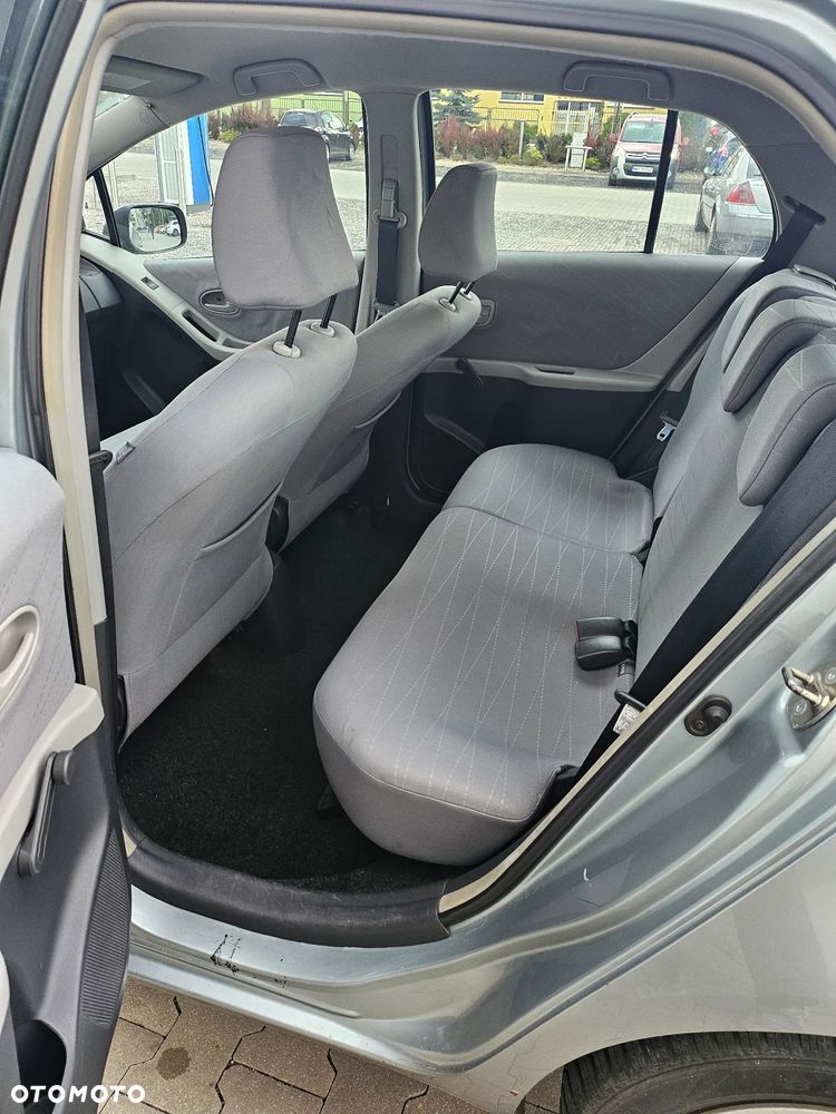 Toyota Yaris 1.3 Luna - 13