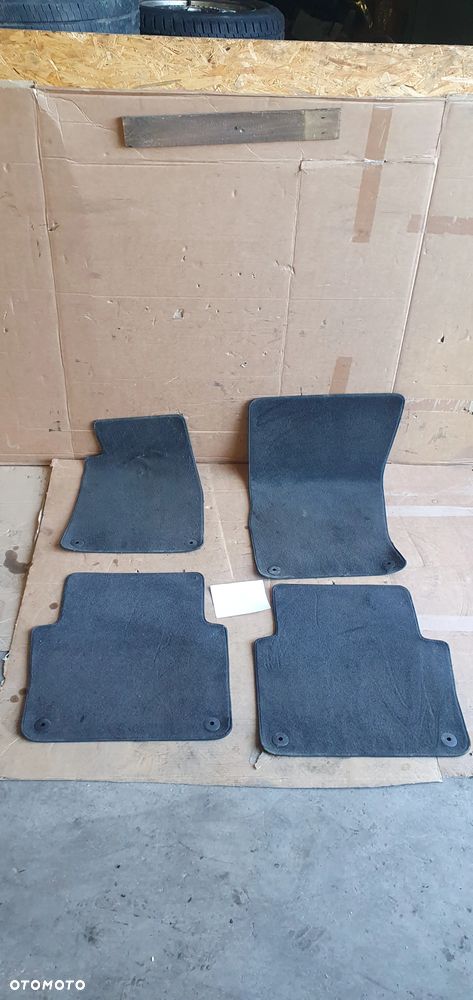 Dywaniki wycieraczki wykładziny Audi A8 D3 Lift - 1