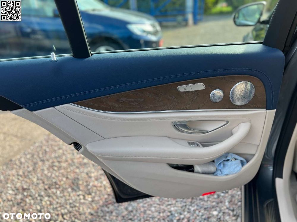 Mercedes-Benz Klasa E 220 d 4-Matic All-Terrain Exclusive - 35
