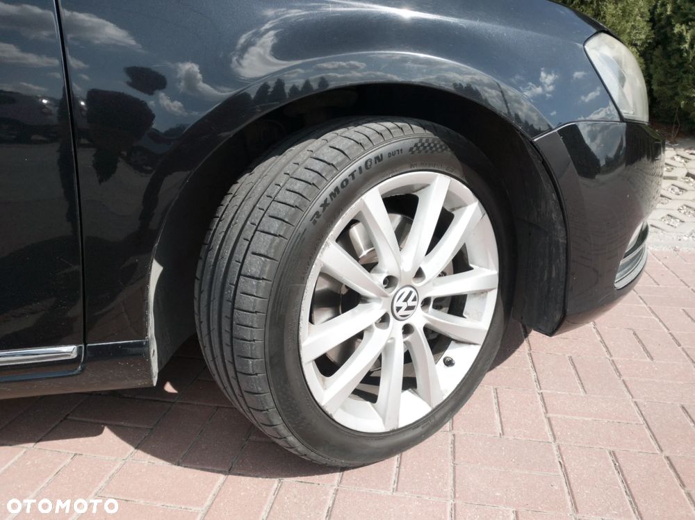 Volkswagen Passat 2.0 TDI 4Mot Highline - 9