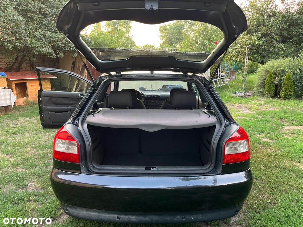 Audi A3 3-drzwiowe 1.8T Ambition - 17