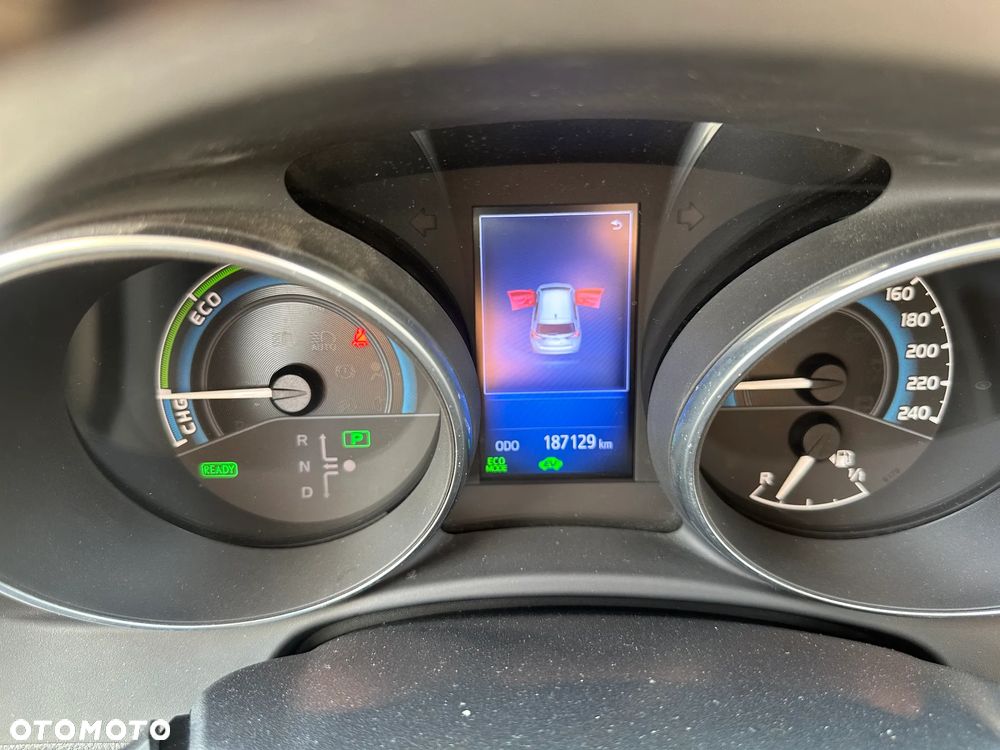 Toyota Auris - 11