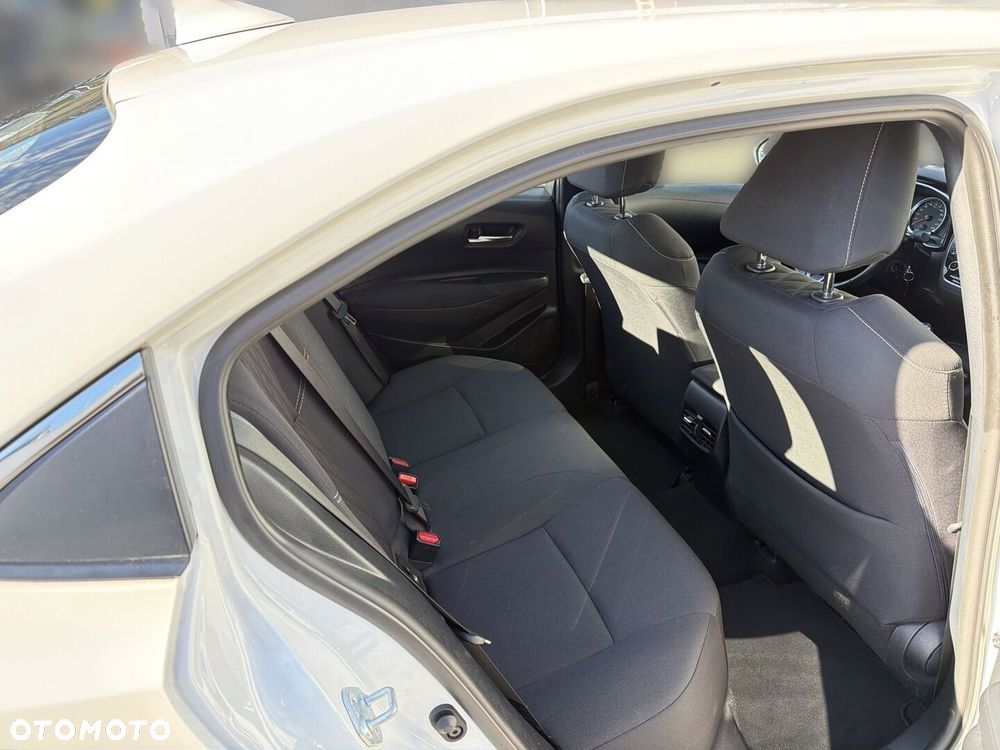 Toyota Corolla - 11