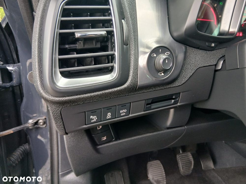 Citroën DS5 BlueHDi 120 Business Class - 19