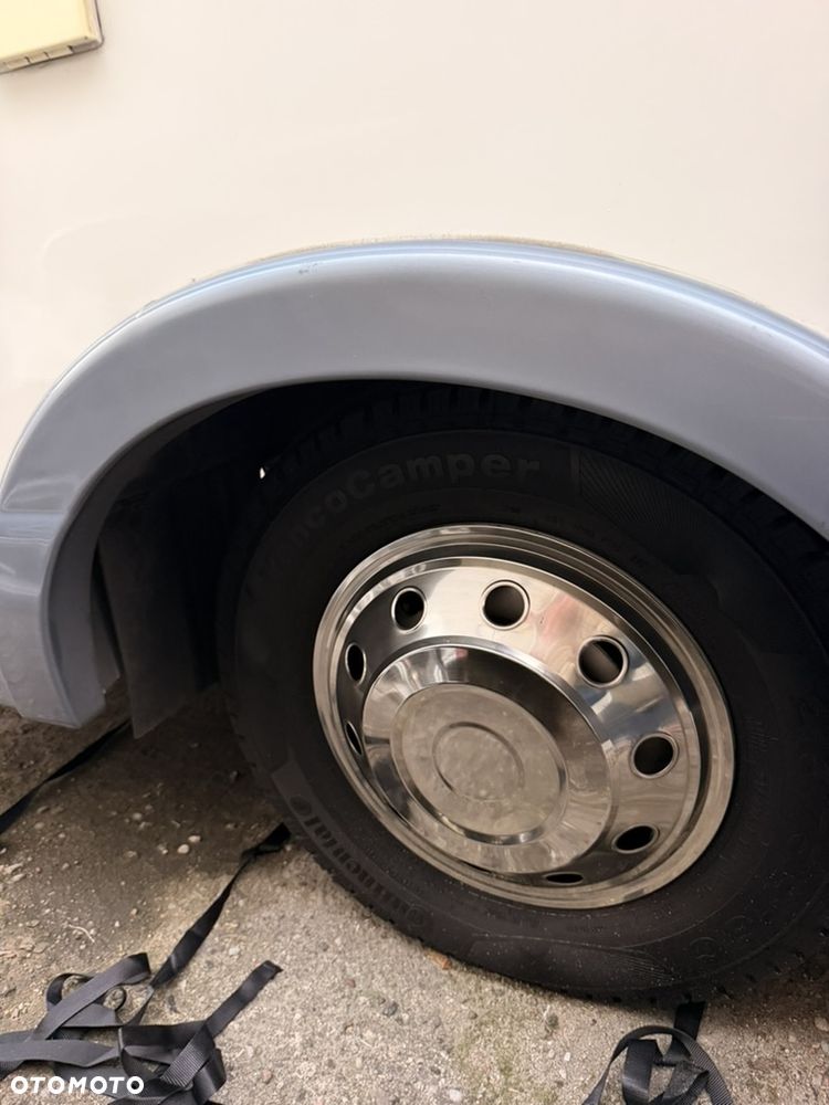 Ford Chausson - 21