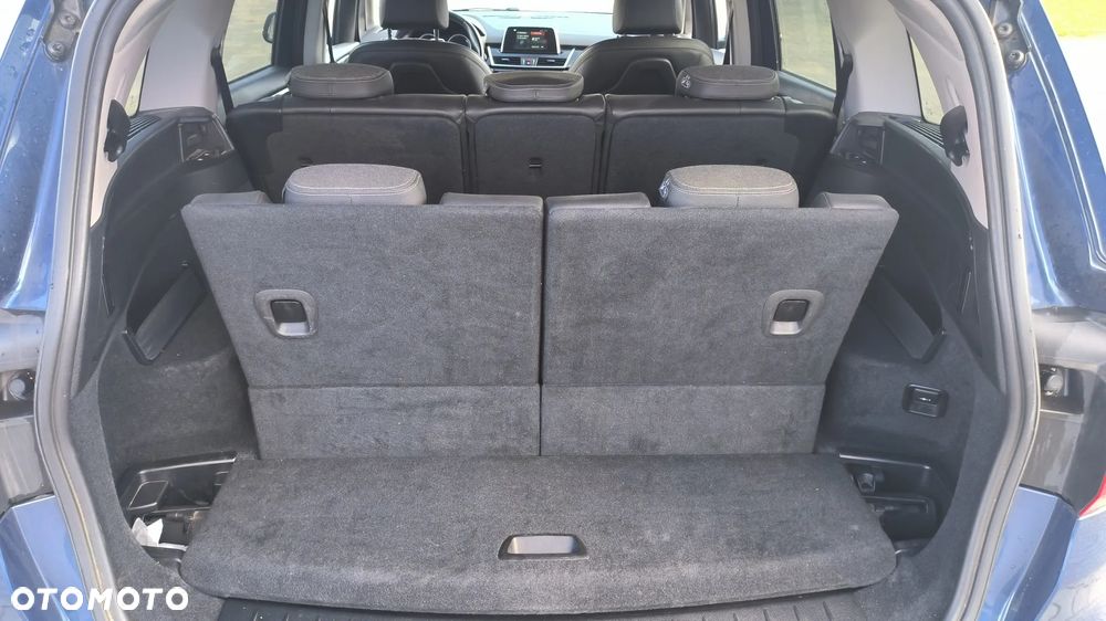 BMW Seria 2 216d - 13