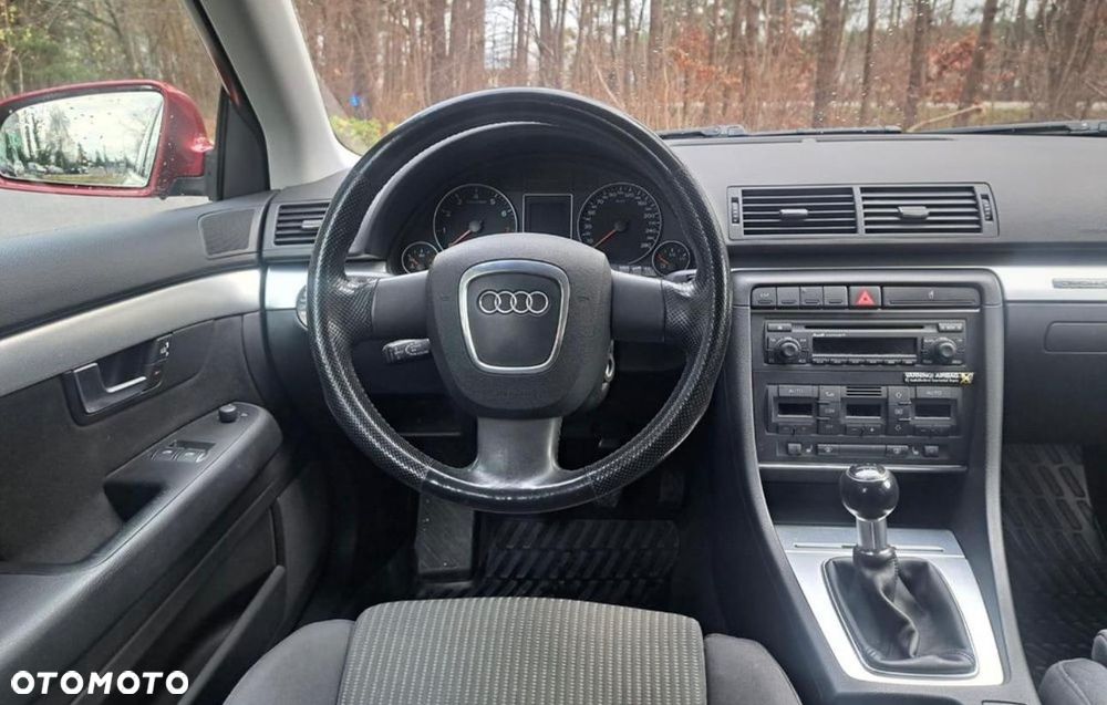 Audi A4 Avant 2.0 T FSI quattro - 8