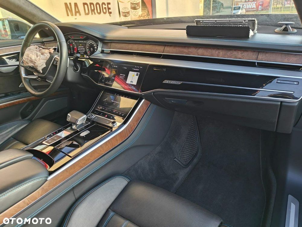 Audi A8 - 16