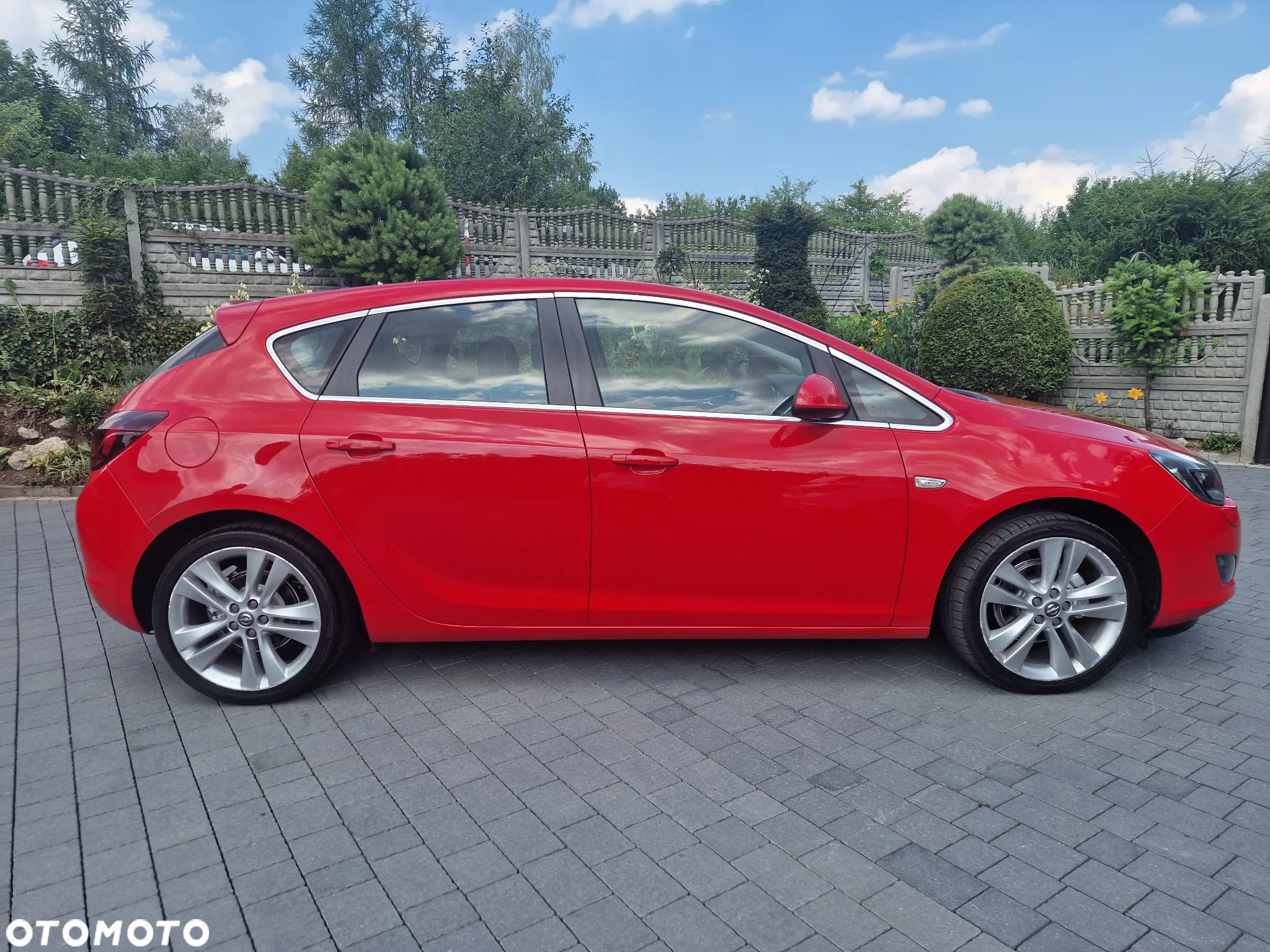 Opel Astra IV 1.4 T Cosmo - 4