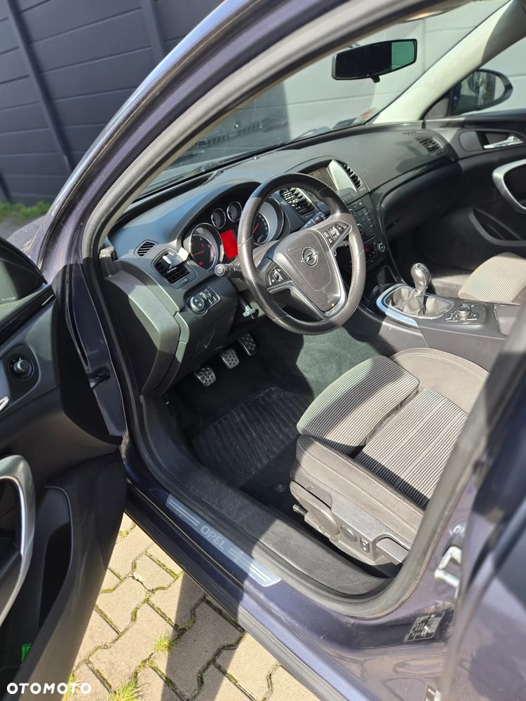 Opel Insignia 2.0 CDTI Cosmo - 11