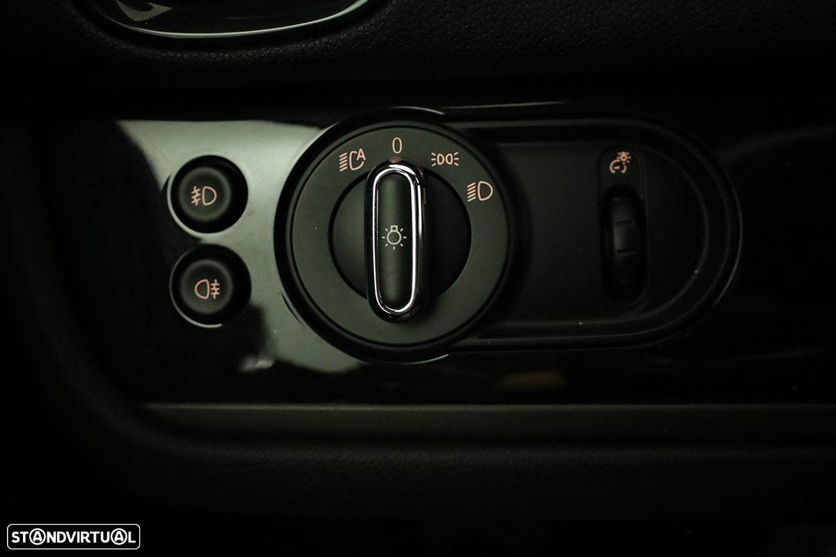 MINI Countryman Cooper SE Premium P. Essential Auto - 19