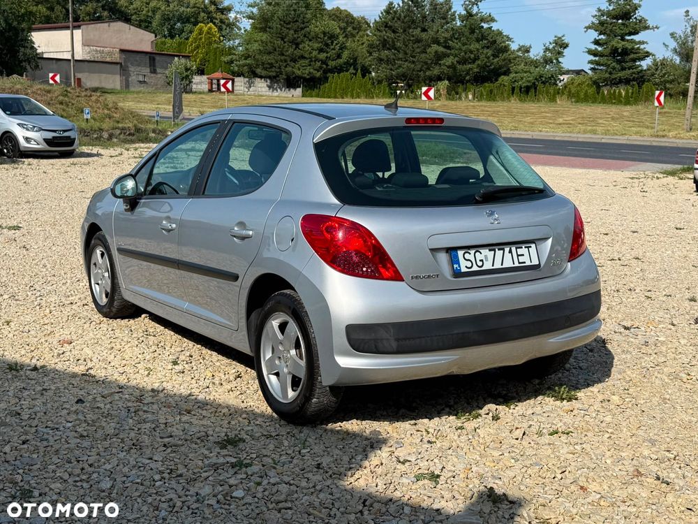 Peugeot 207 - 4