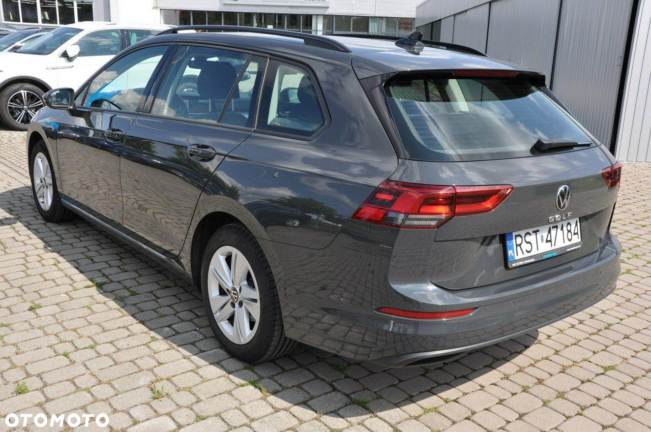 Volkswagen Golf - 9