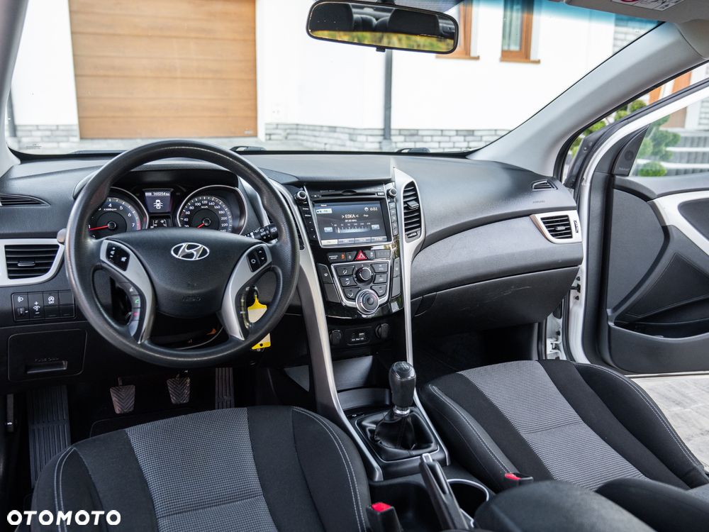 Hyundai i30 blue 1.4 Classic Navigation - 28
